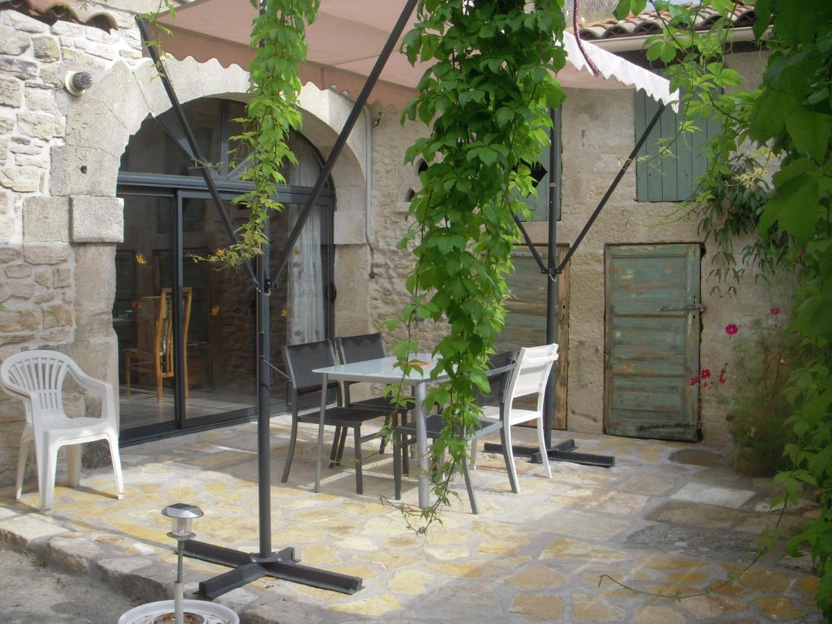 Gites Du Mas Gibert A Saussines Entre Nimes Et Montpellier Екстериор снимка